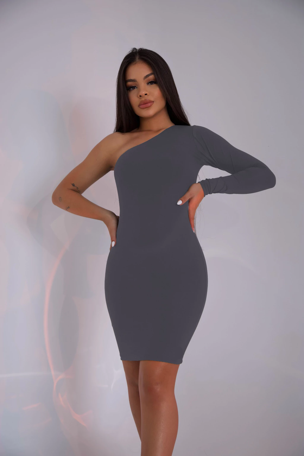 VESTIDO MANGA ÚNICA BASIC - CINZA